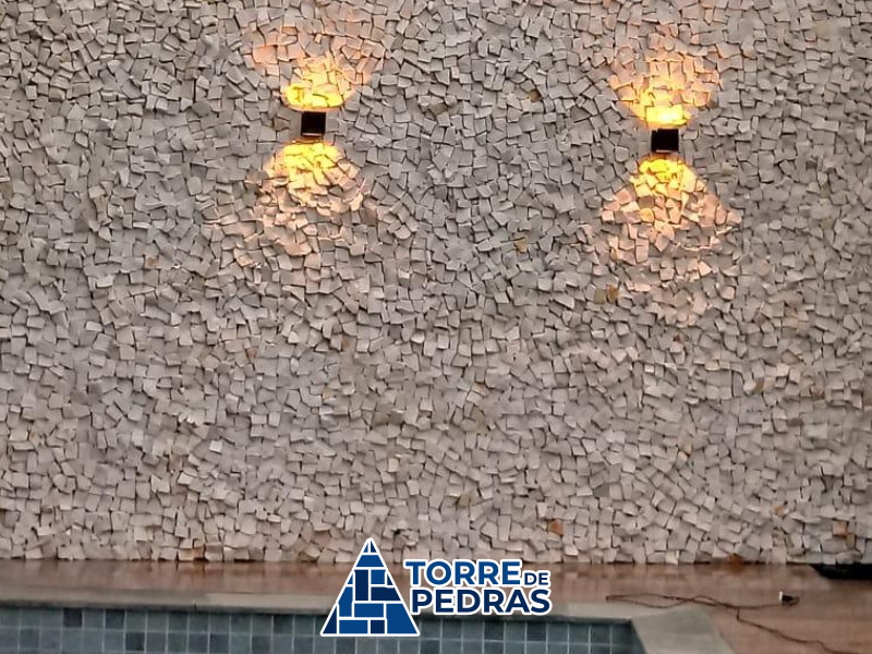 Limpeza de pedras rústicas